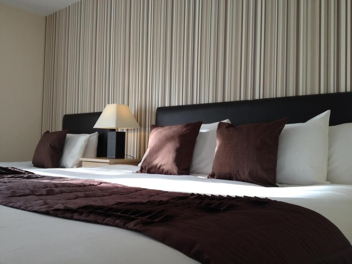 Allerton Court Hotel Northallerton Room photo