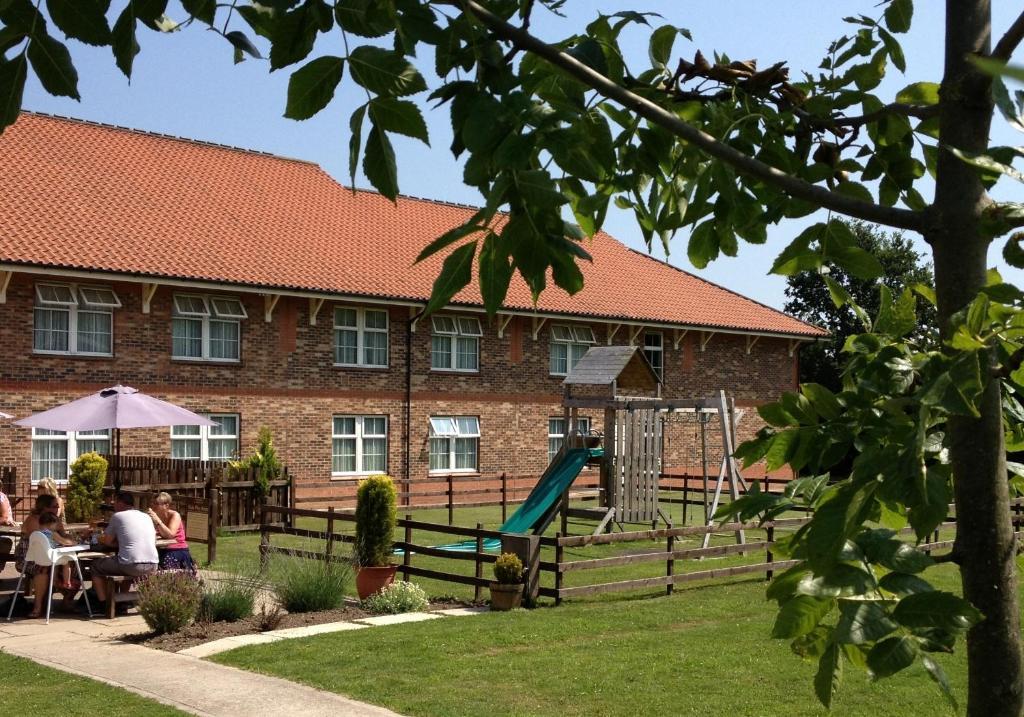 Allerton Court Hotel Northallerton Exterior photo